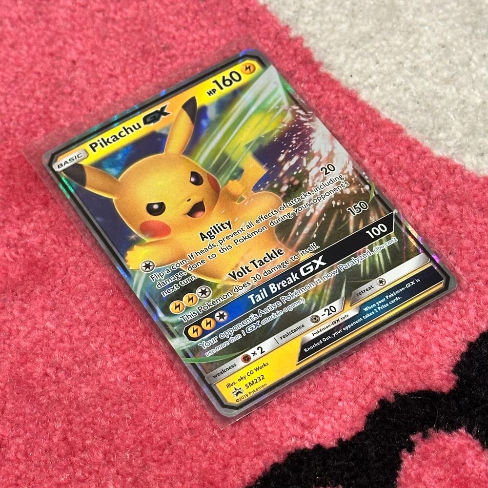 Pikachu GX #SM232 – Pokémon Promo Full Art Holo